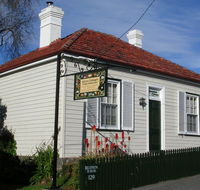 Alice's Cottages - Hotel Gold Coast