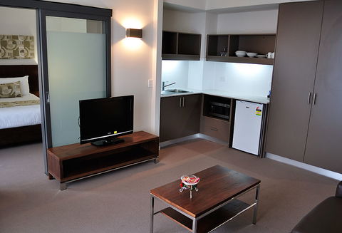 Quality Suites Fremantle - Hotel Gold Coast 2