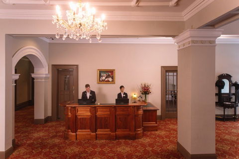 Hadley's Orient Hotel - Hotel Gold Coast 1
