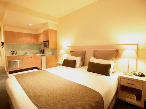 Oaks On Lonsdale - Hotel Gold Coast 2