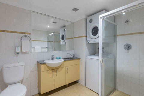 Nesuto Chippendale Sydney Apt Hotel - Hotel Gold Coast 2