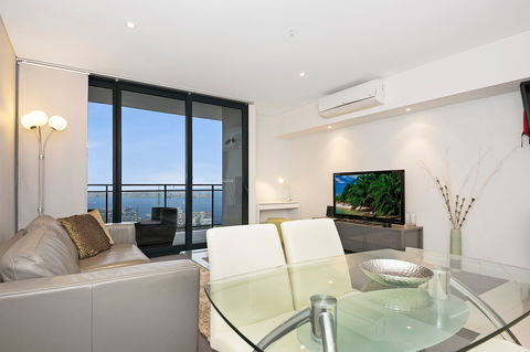 Astra Apartments Perth - Hotel Gold Coast 0