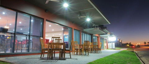 Black Rock Inn - Hotel Gold Coast 4