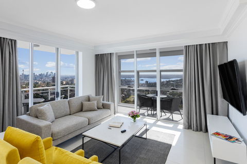 Meriton Suites Bondi Junction - Hotel Gold Coast 15