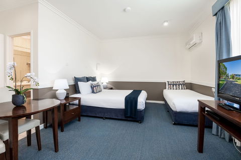Hawkesbury Race Club Motel - Hotel Gold Coast 5