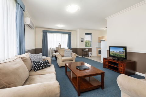 Hawkesbury Race Club Motel - Hotel Gold Coast 10