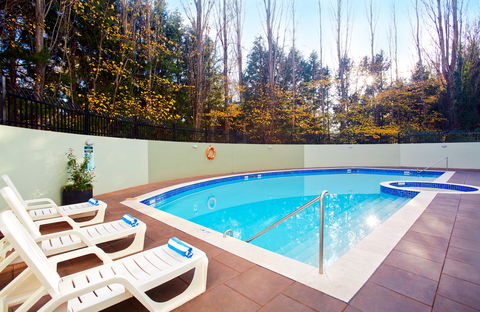 Crowne Plaza Canberra - Hotel Gold Coast 7