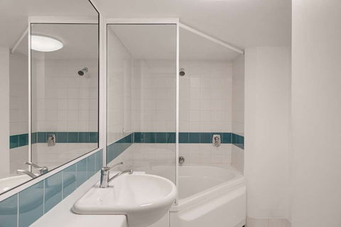 Adina Serviced Apartments James Court - Hotel Gold Coast 11