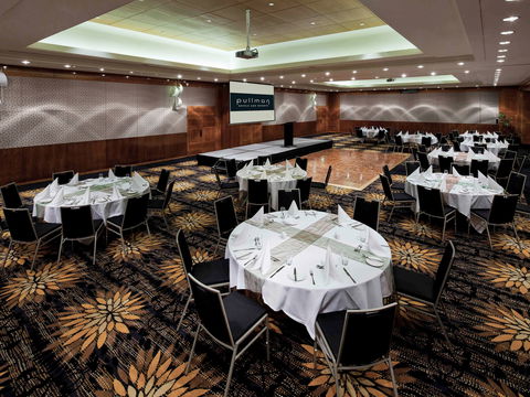 Pullman Reef Hotel Casino - Hotel Gold Coast 9