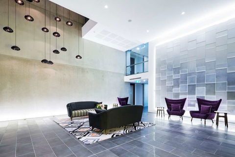 Avenue Hotel Canberra - Hotel Gold Coast 1