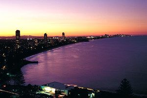 Gemini Court Holiday Apartments - Hotel Gold Coast 2