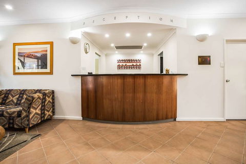 Karratha Central Apartments - Hotel Gold Coast 1