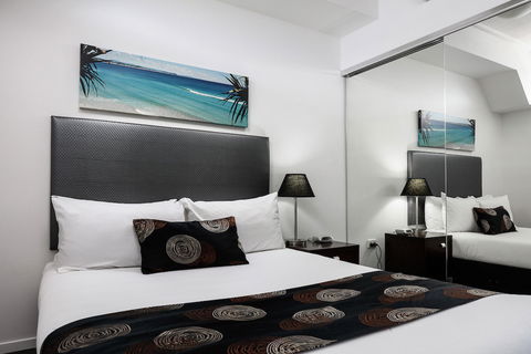 Central Holborn Apartments - Hotel Gold Coast 1