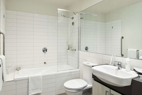 Punthill Essendon Grand - Hotel Gold Coast 2