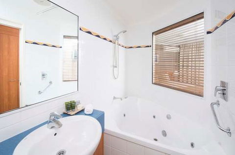 Mantra Hervey Bay - Hotel Gold Coast 2