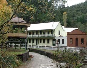 Walhalla's Star Hotel - Hotel Gold Coast 0