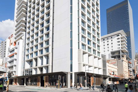 QT Perth - Hotel Gold Coast 0