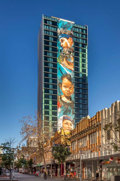 Art Series - The Adnate - Hotel Gold Coast 0
