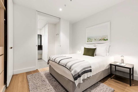 Tyrian Serviced Apts Albert Park Lane - Hotel Gold Coast 0