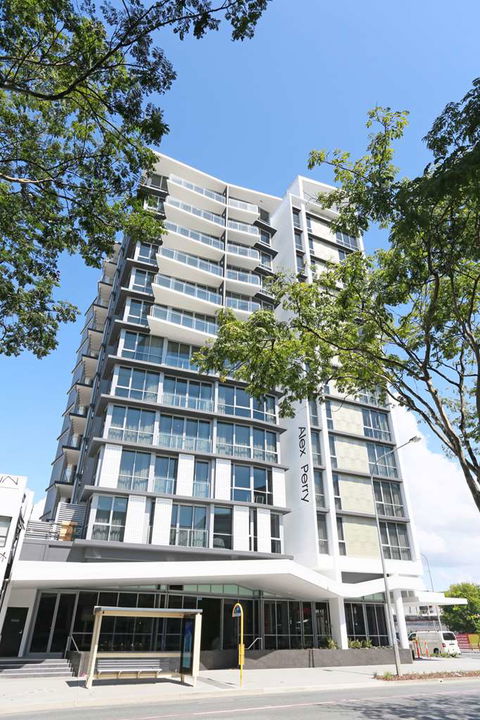 Alex Perry Hotel And Apartments - Hotel Gold Coast 0