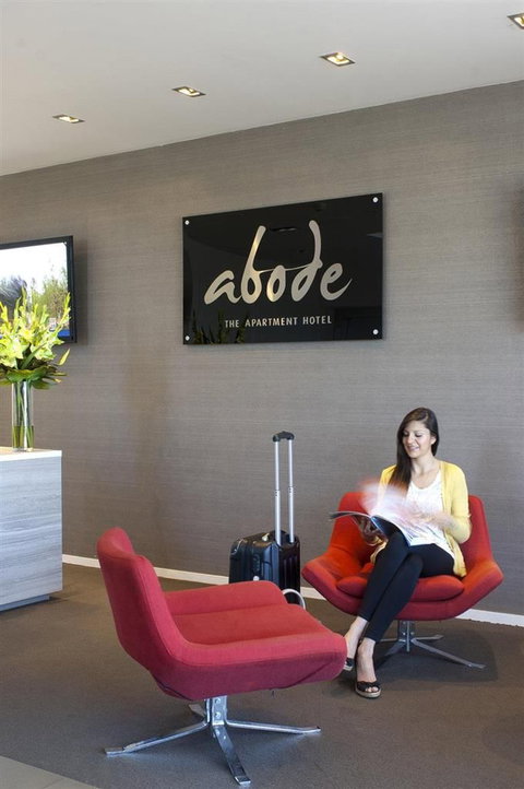 Abode Gungahlin - Hotel Gold Coast 1