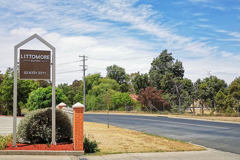 Governor Macquarie Motor Inn - Hotel Gold Coast 2