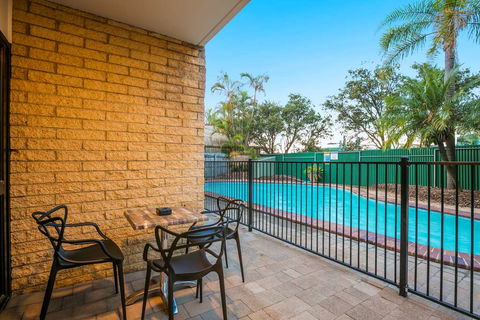 Kawana Waters Hotel By NightCap - Hotel Gold Coast 1