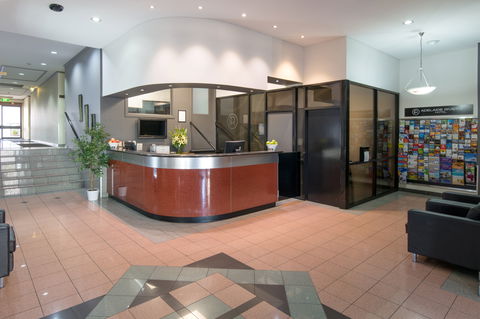 Adelaide Riviera Hotel - Hotel Gold Coast 1