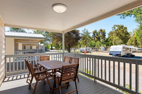 Discovery Parks Barossa Valley - Hotel Gold Coast 2