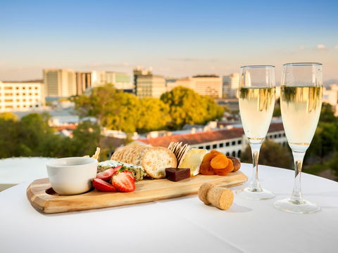 Novotel Canberra - Hotel Gold Coast 2