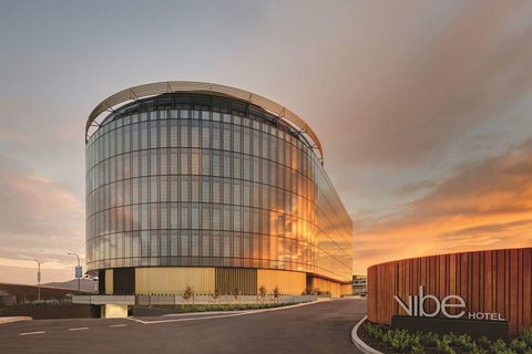 Vibe Hotel Canberra Airport - Hotel Gold Coast 2