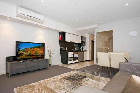 Astra Apartments Perth - Hotel Gold Coast 1