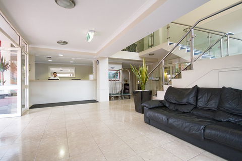 Quality Hotel CKS Sydney Airport - Hotel Gold Coast 0