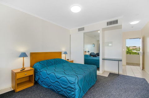 Madison Ocean Breeze - Hotel Gold Coast 1