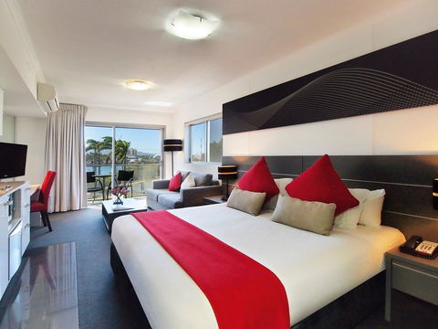 Oaks Metropole Hotel - Hotel Gold Coast 2