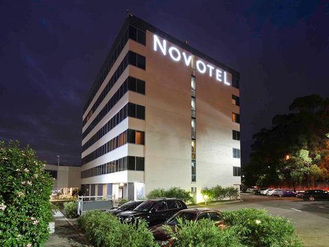 Novotel Sydney Rooty Hill - Hotel Gold Coast 0