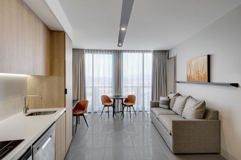 Vibe Hotel Canberra - Hotel Gold Coast 44