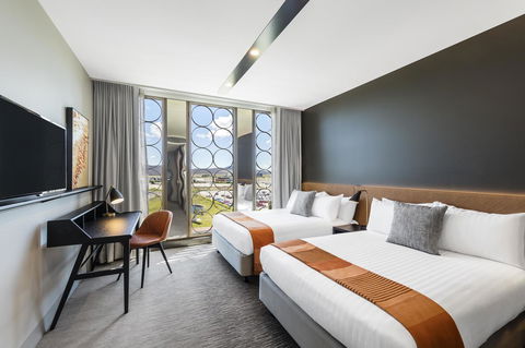 Vibe Hotel Canberra - Hotel Gold Coast 17