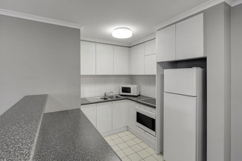 Adina Serviced Apartments Canberra James Court - Hotel Gold Coast 1