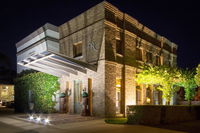 Book Orange Accommodation Vacations Hotel Gold Coast Hotel Gold Coast
