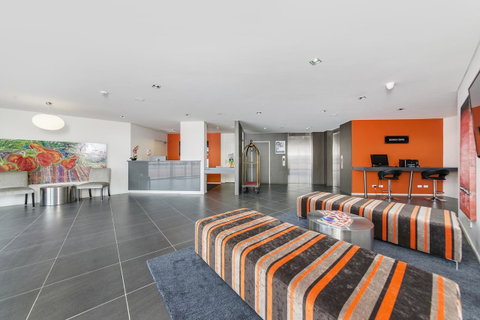 Abode Tuggeranong - Hotel Gold Coast 7