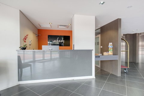 Abode Tuggeranong - Hotel Gold Coast 8