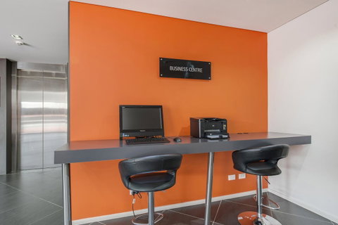 Abode Tuggeranong - Hotel Gold Coast 12