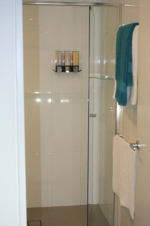 Modern Executive Apt@Barton*1BR*WiFi*Gym*Secure Parking*Canberra - Hotel Gold Coast 15