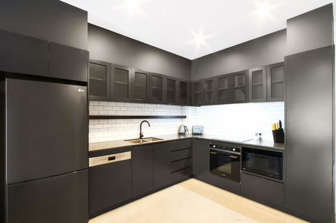 Accommodate Canberra - Parbery - Hotel Gold Coast 2