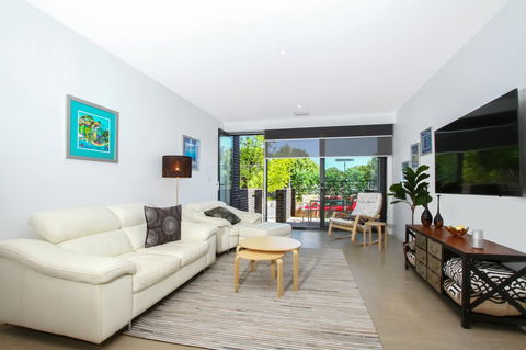 Accommodate Canberra - Parbery - Hotel Gold Coast 21