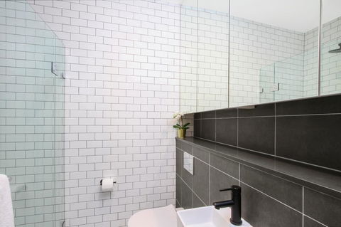 Accommodate Canberra - Parbery - Hotel Gold Coast 3