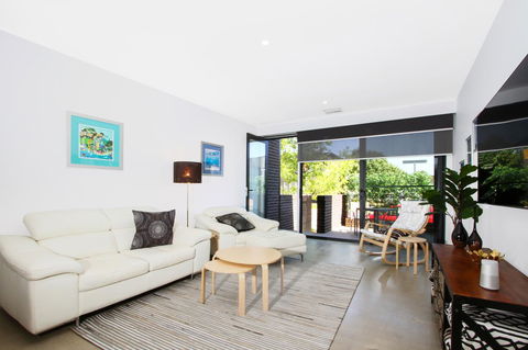 Accommodate Canberra - Parbery - Hotel Gold Coast 1