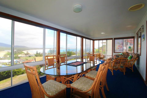 Bally High, 20 Dulconghi Street - Hotel Gold Coast 8