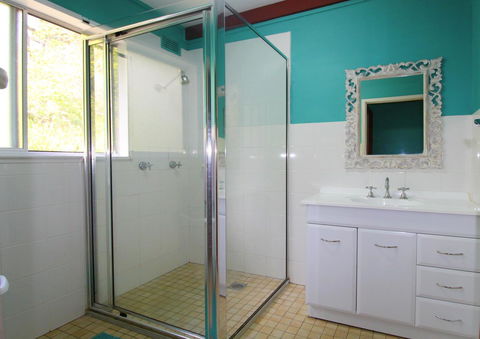 Bally High, 20 Dulconghi Street - Hotel Gold Coast 4